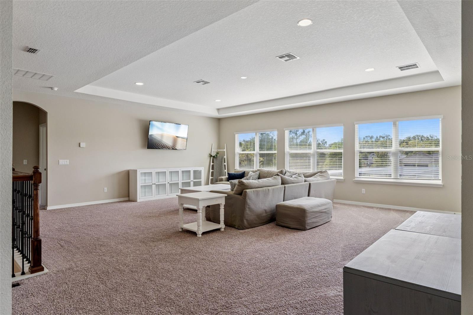 RETREAT AT LAKE CHARM - Residential
