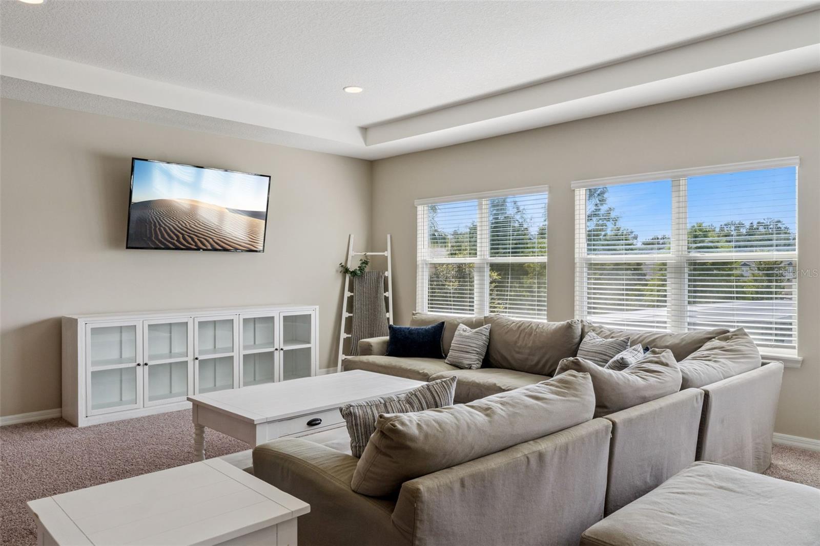 RETREAT AT LAKE CHARM - Residential
