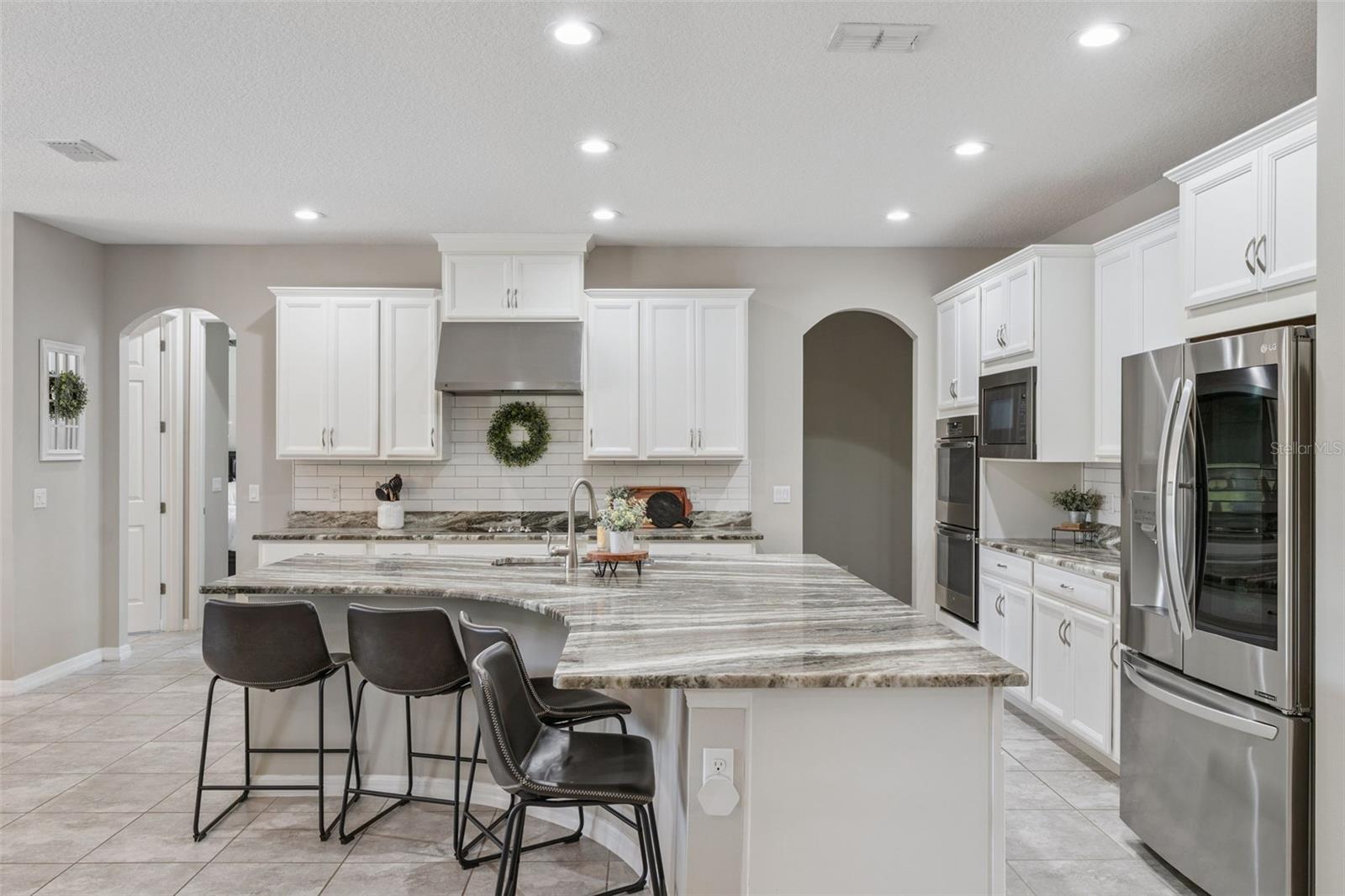 RETREAT AT LAKE CHARM - Residential
