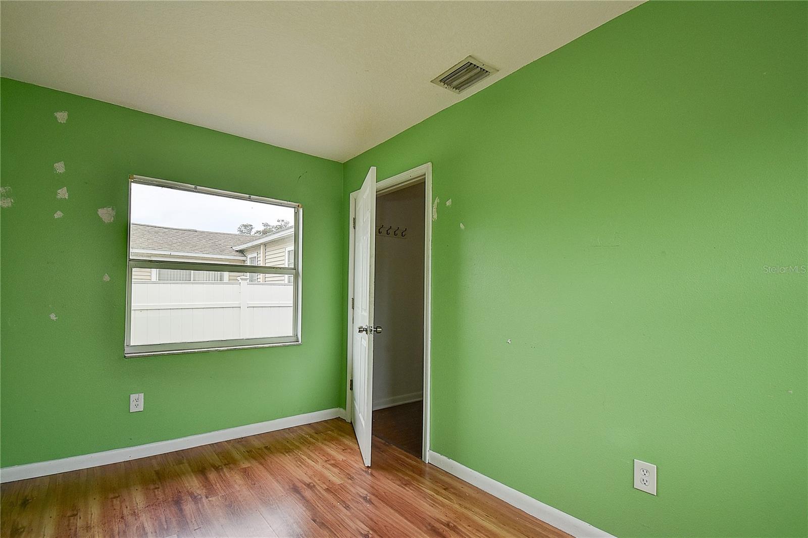 KENILWORTH - Residential Income