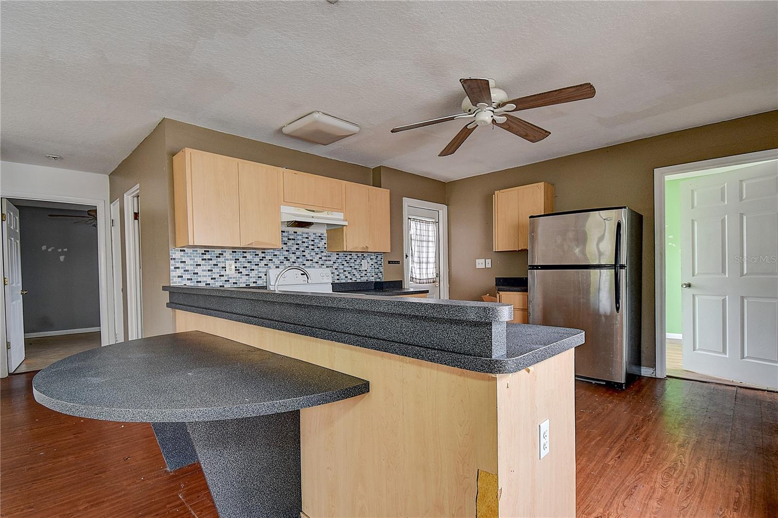 KENILWORTH - Residential Income