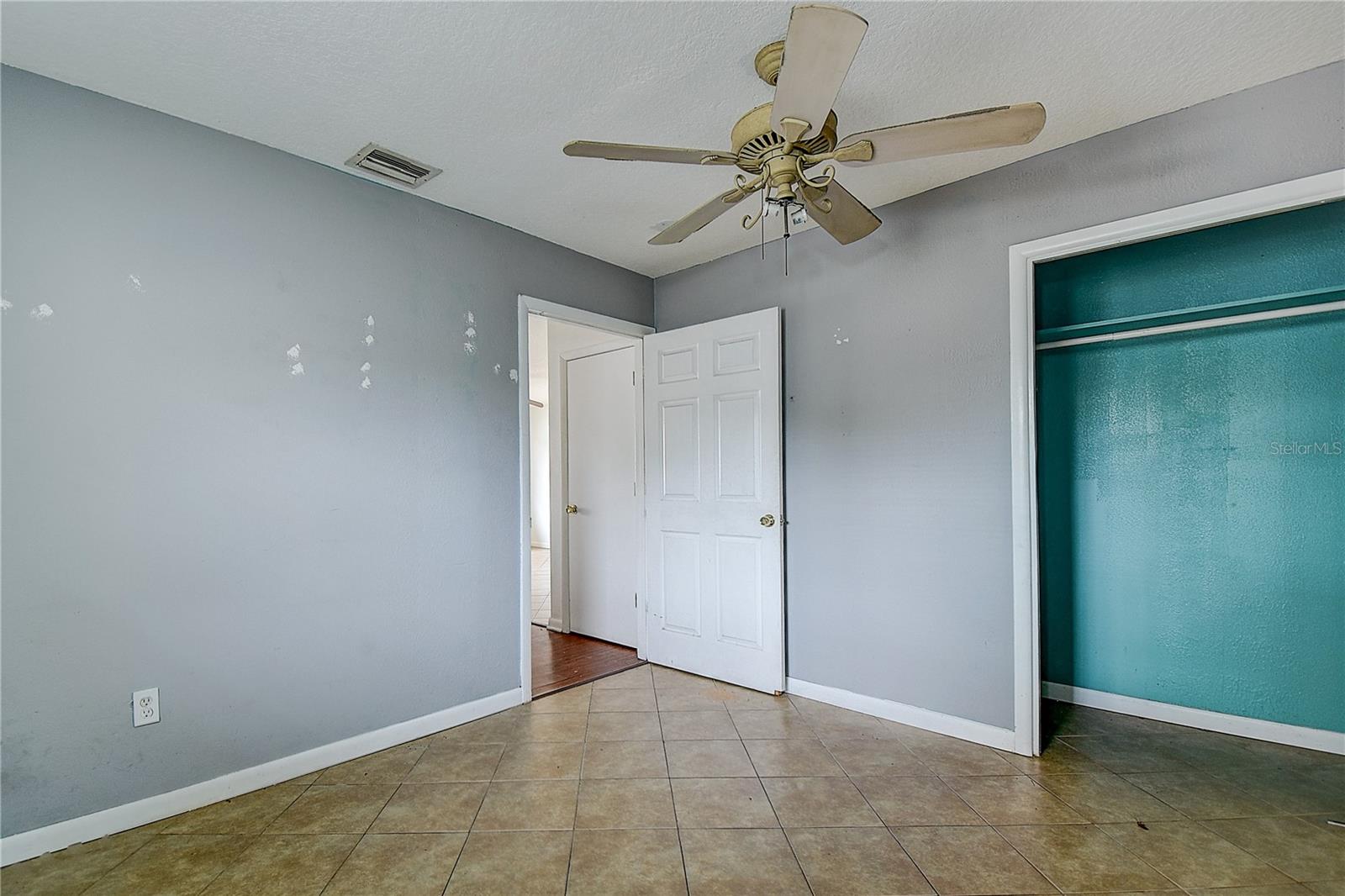 KENILWORTH - Residential Income