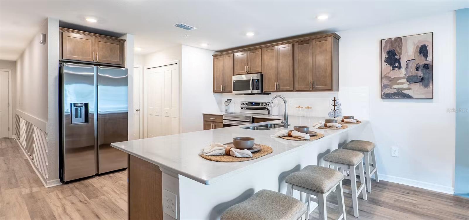BRIDGE POINTE - Residential