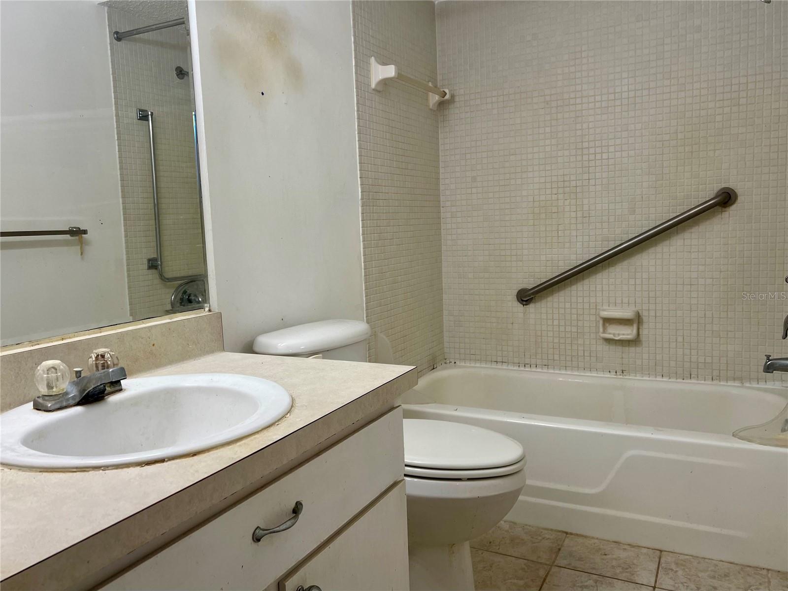 MISSION HILLS CONDO - Residential