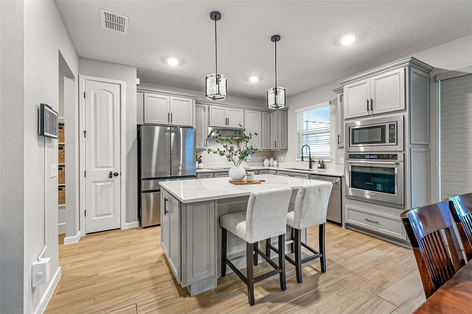 CANOPY TERRACE - Residential Lease