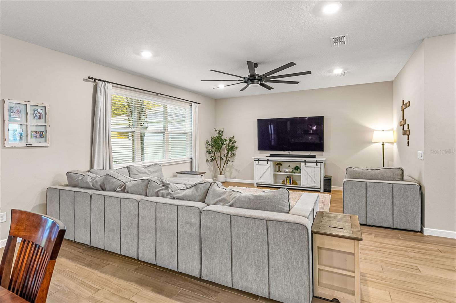 CANOPY TERRACE - Residential Lease