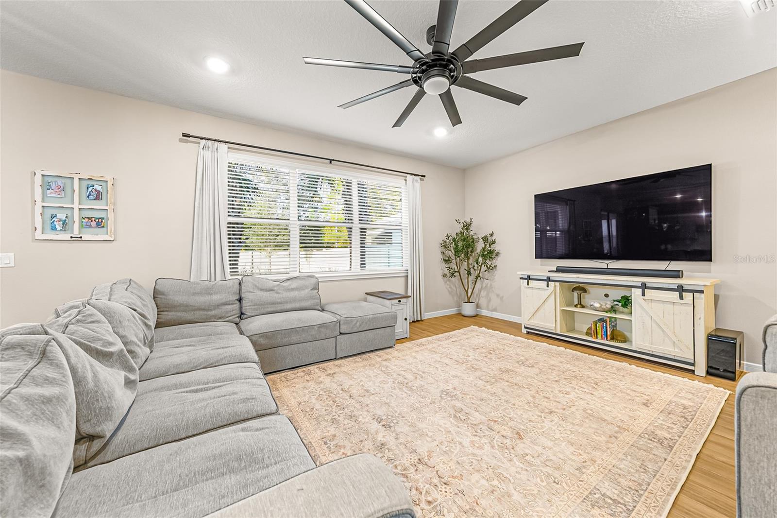 CANOPY TERRACE - Residential Lease