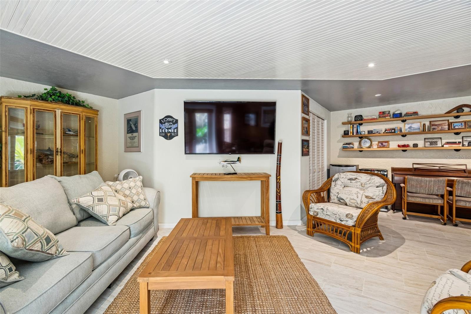 TOWNS-END SHORES - Residential