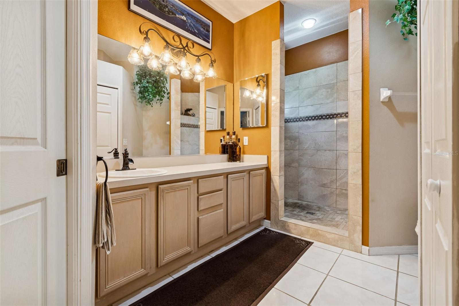 TOWNS-END SHORES - Residential