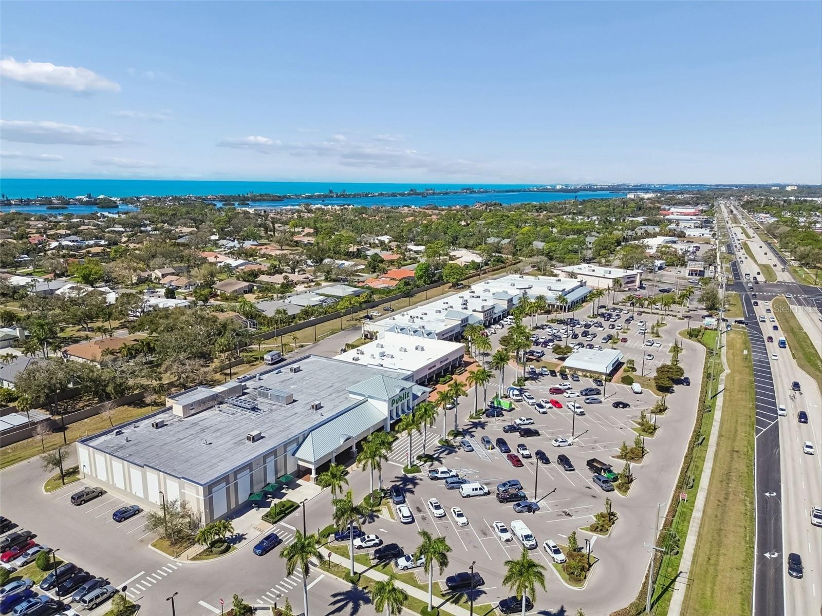 TOWNS-END SHORES - Residential