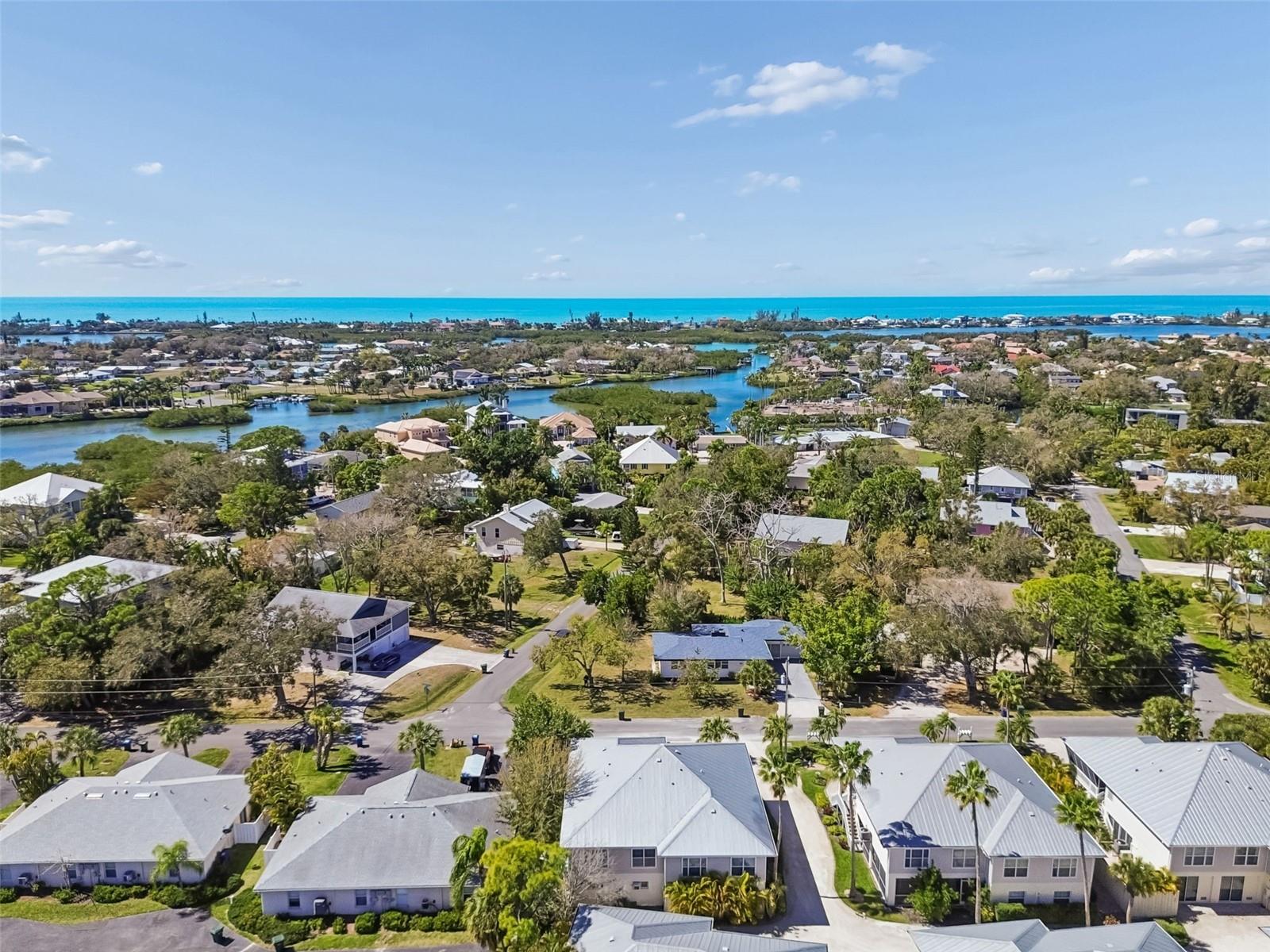 TOWNS-END SHORES - Residential