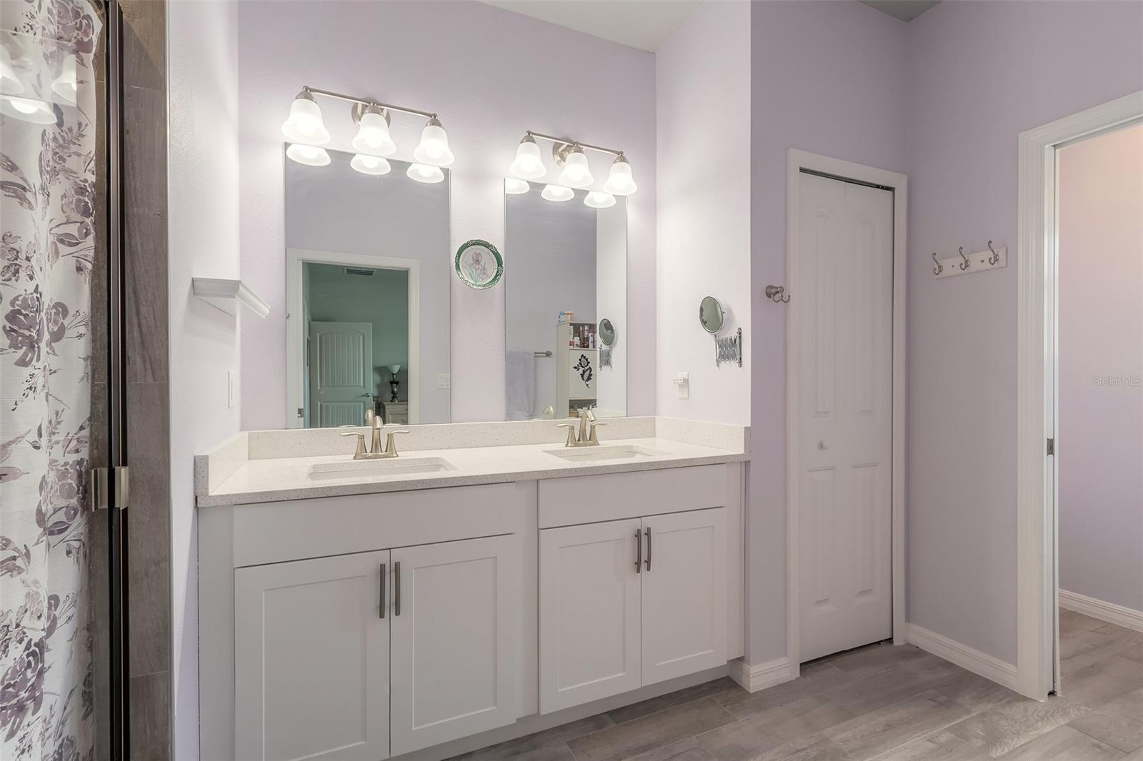 Florida Shores 01 - Residential