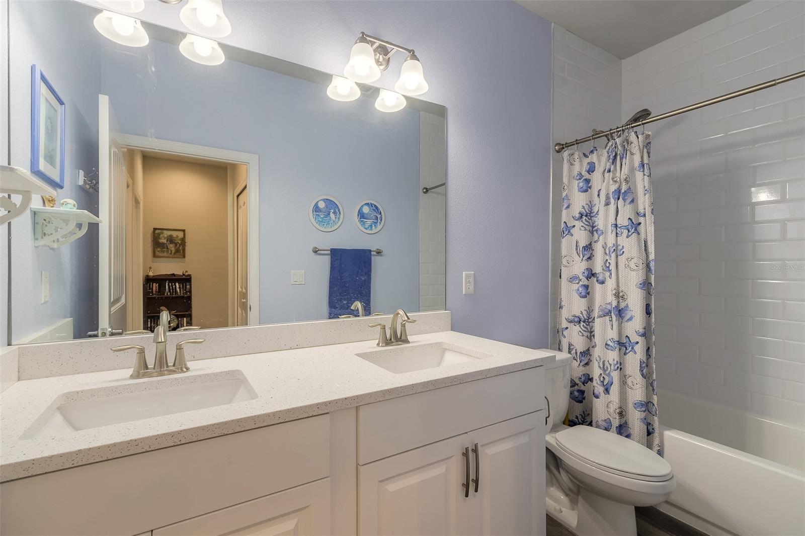 Florida Shores 01 - Residential