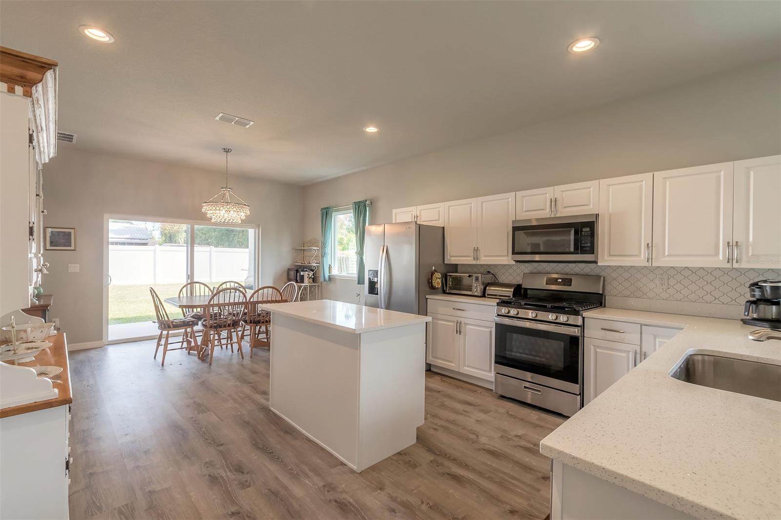 Florida Shores 01 - Residential