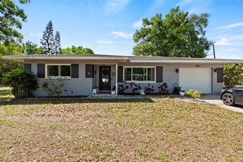 Photo of 1361 Belleair Road, Clearwater, FL 33756 (MLS # A4685833)