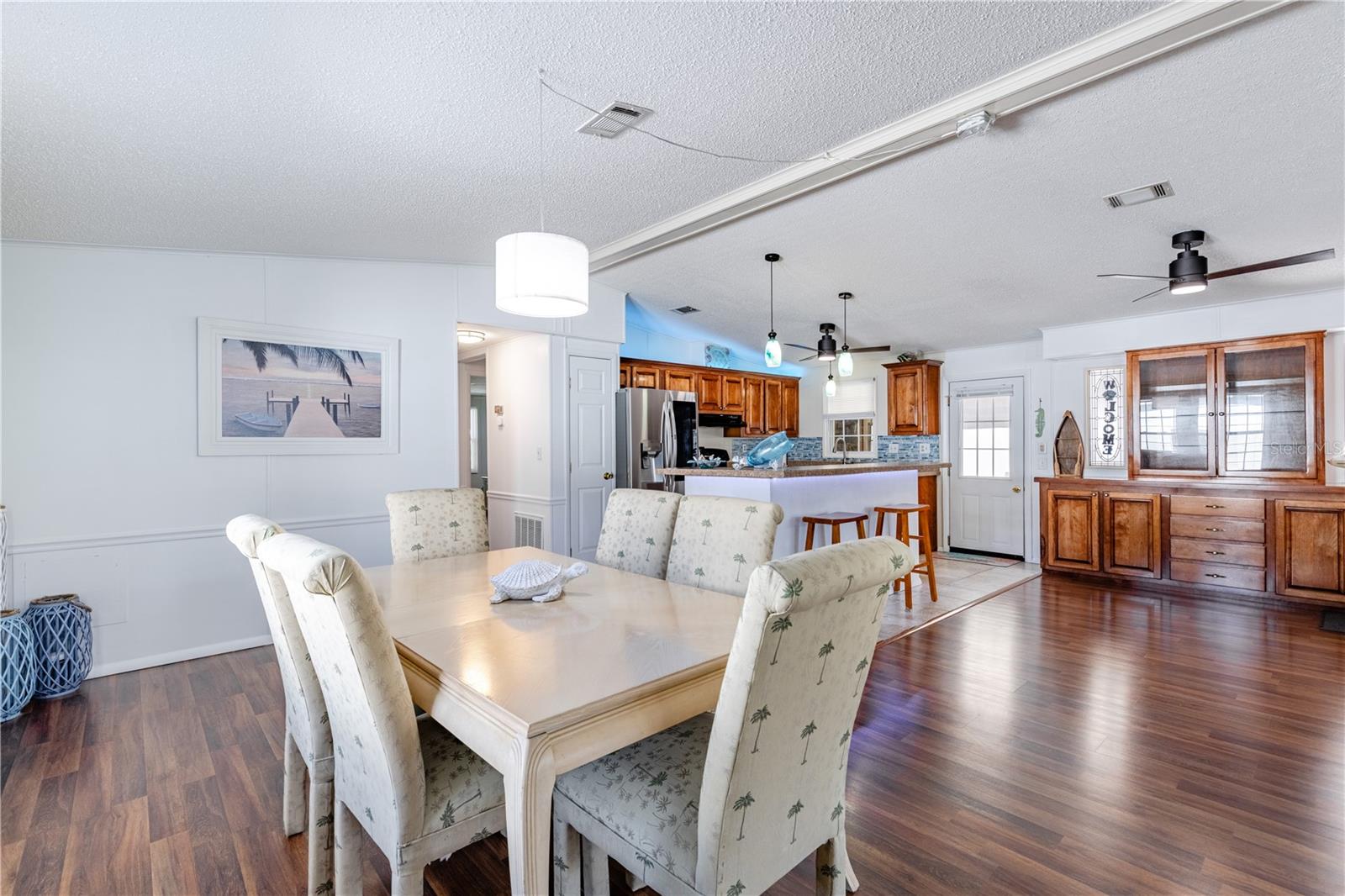 LADY LAKE ORANGE BLOSSOM GARDENS UNIT 08 - Residential