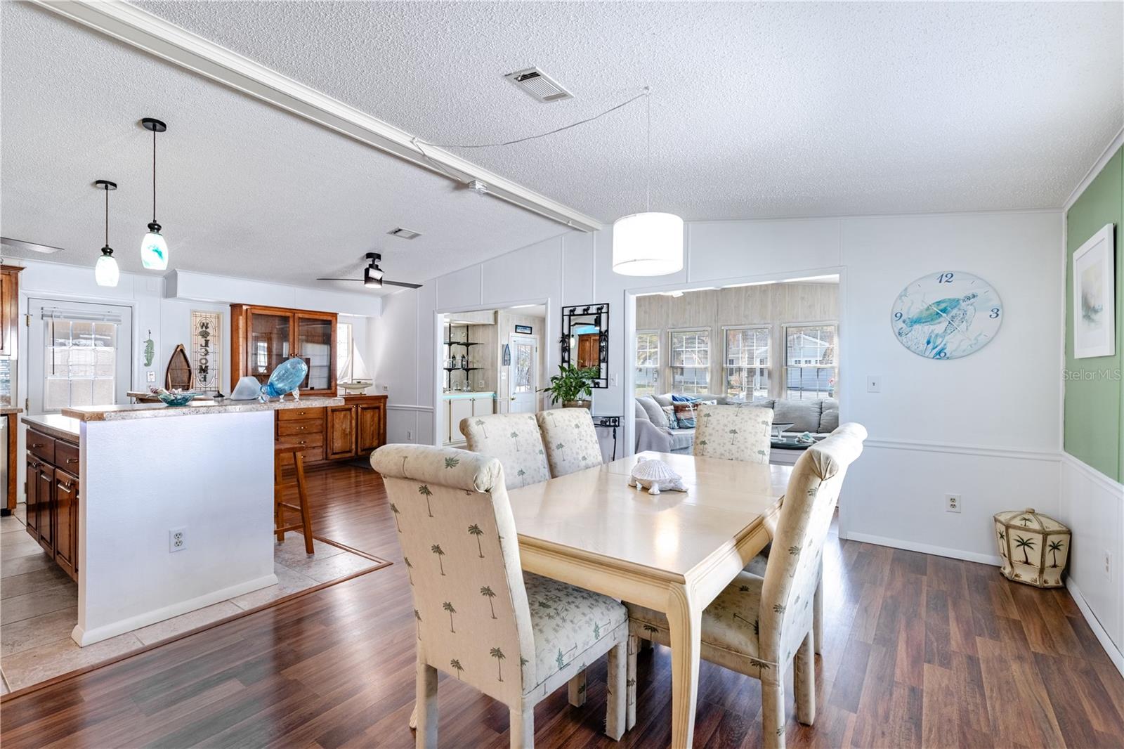 LADY LAKE ORANGE BLOSSOM GARDENS UNIT 08 - Residential