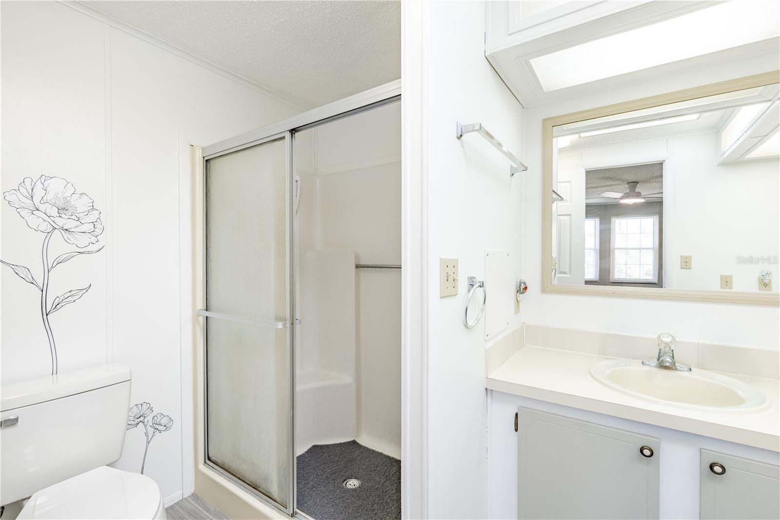 LADY LAKE ORANGE BLOSSOM GARDENS UNIT 08 - Residential