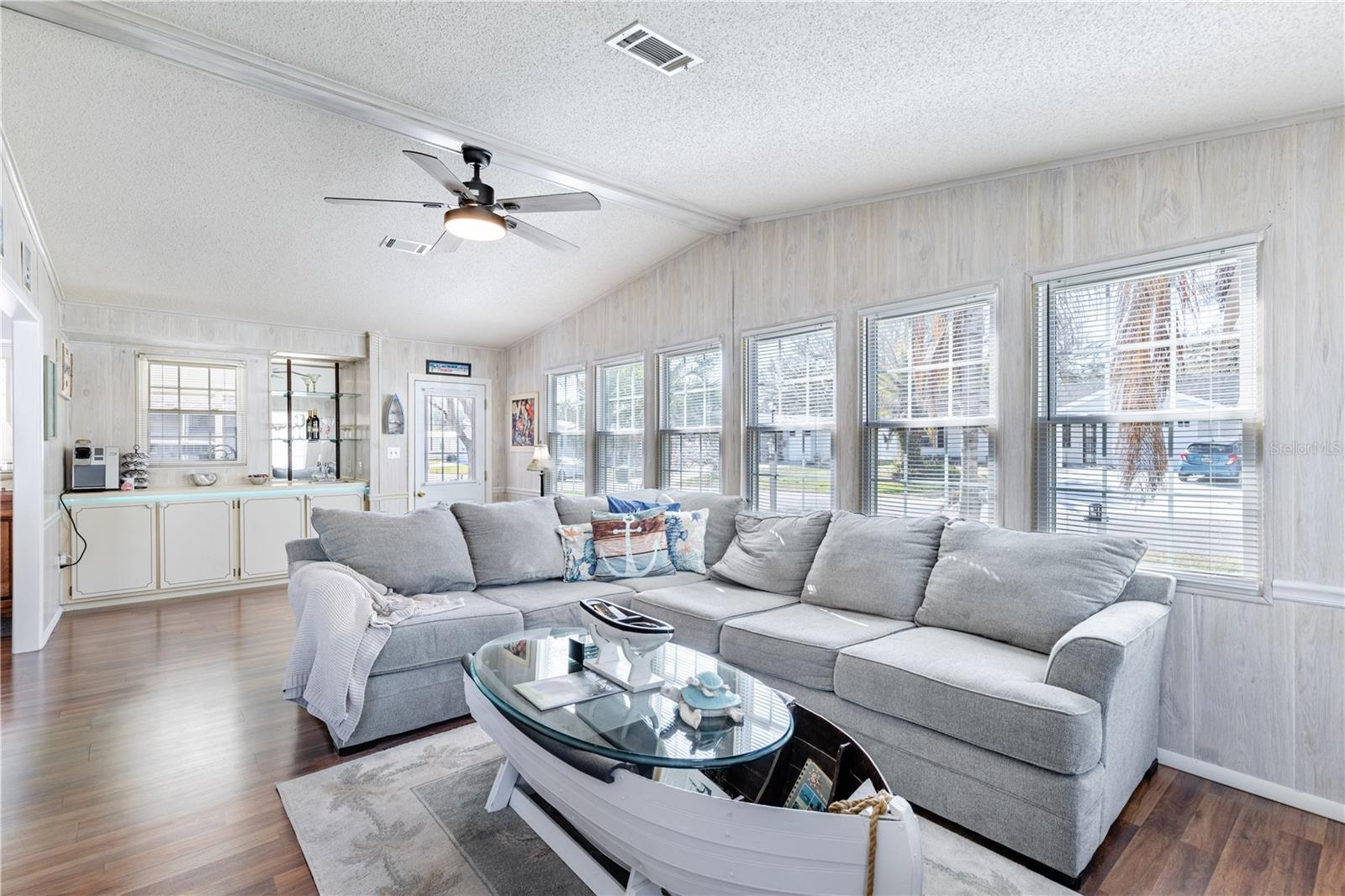 LADY LAKE ORANGE BLOSSOM GARDENS UNIT 08 - Residential