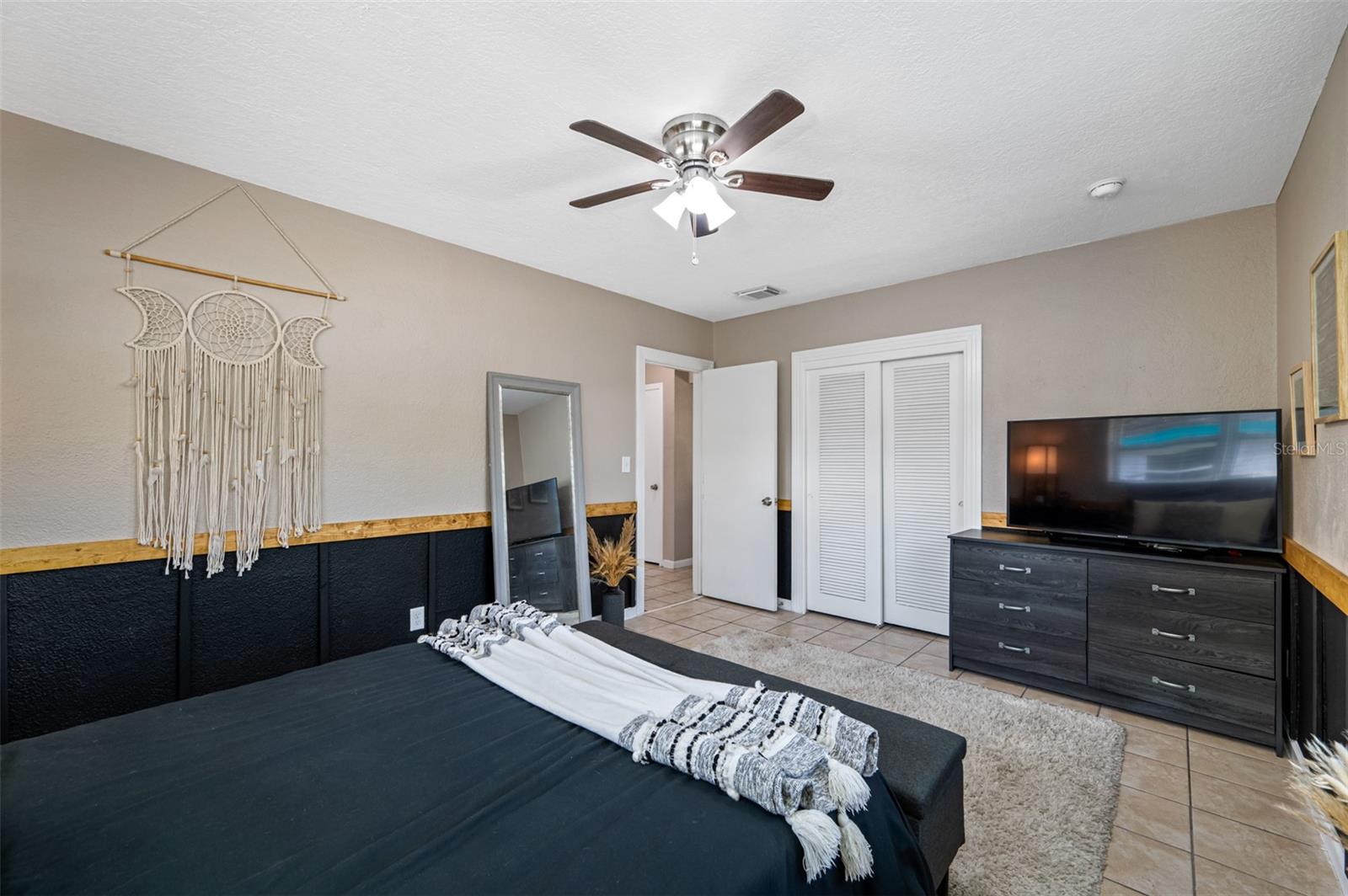 PALM TERRACE - Residential Lease