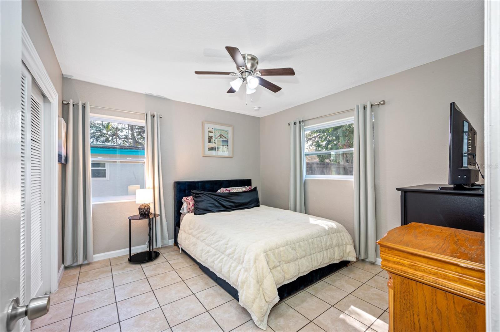 PALM TERRACE - Residential Lease