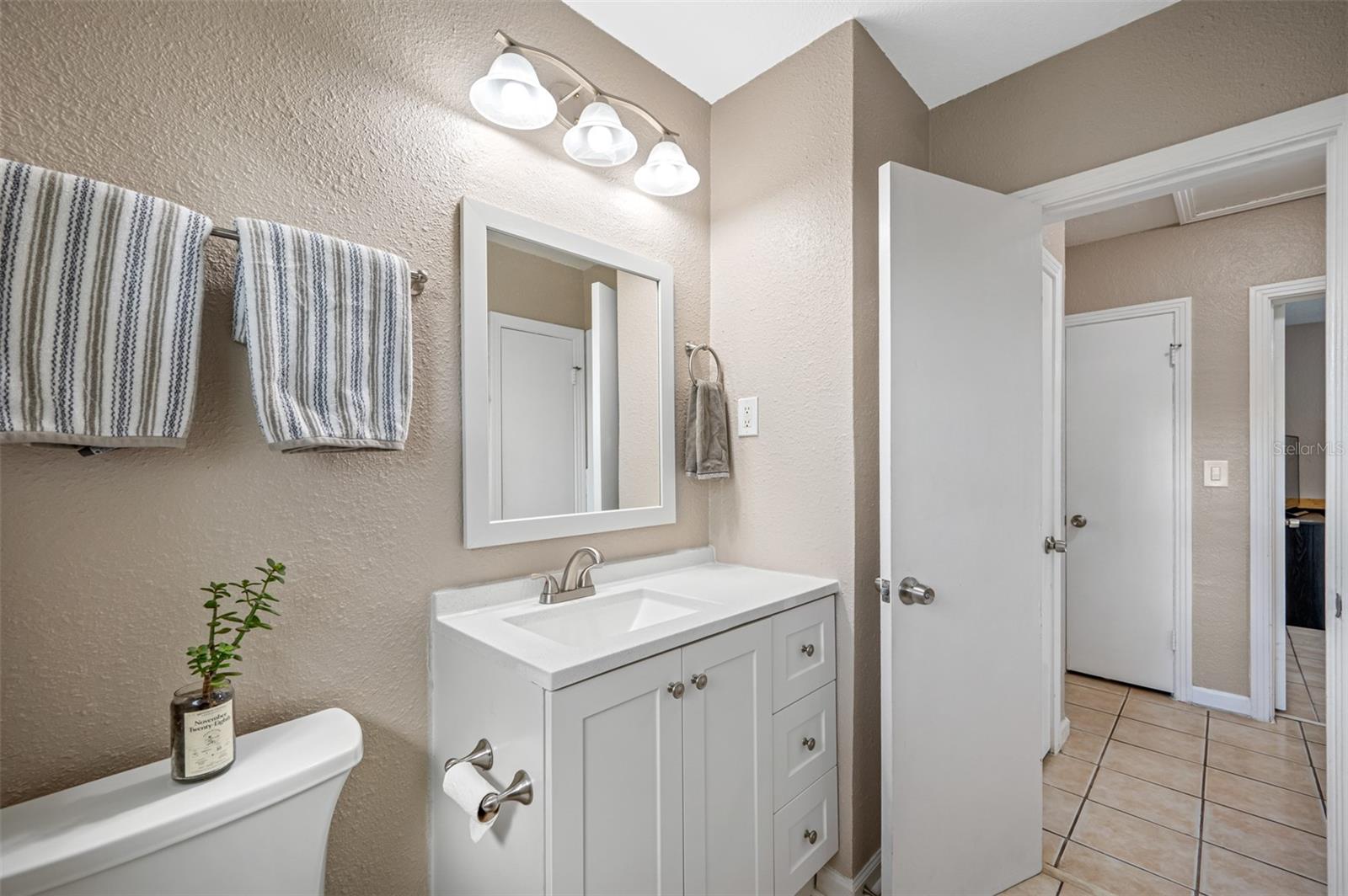 PALM TERRACE - Residential Lease