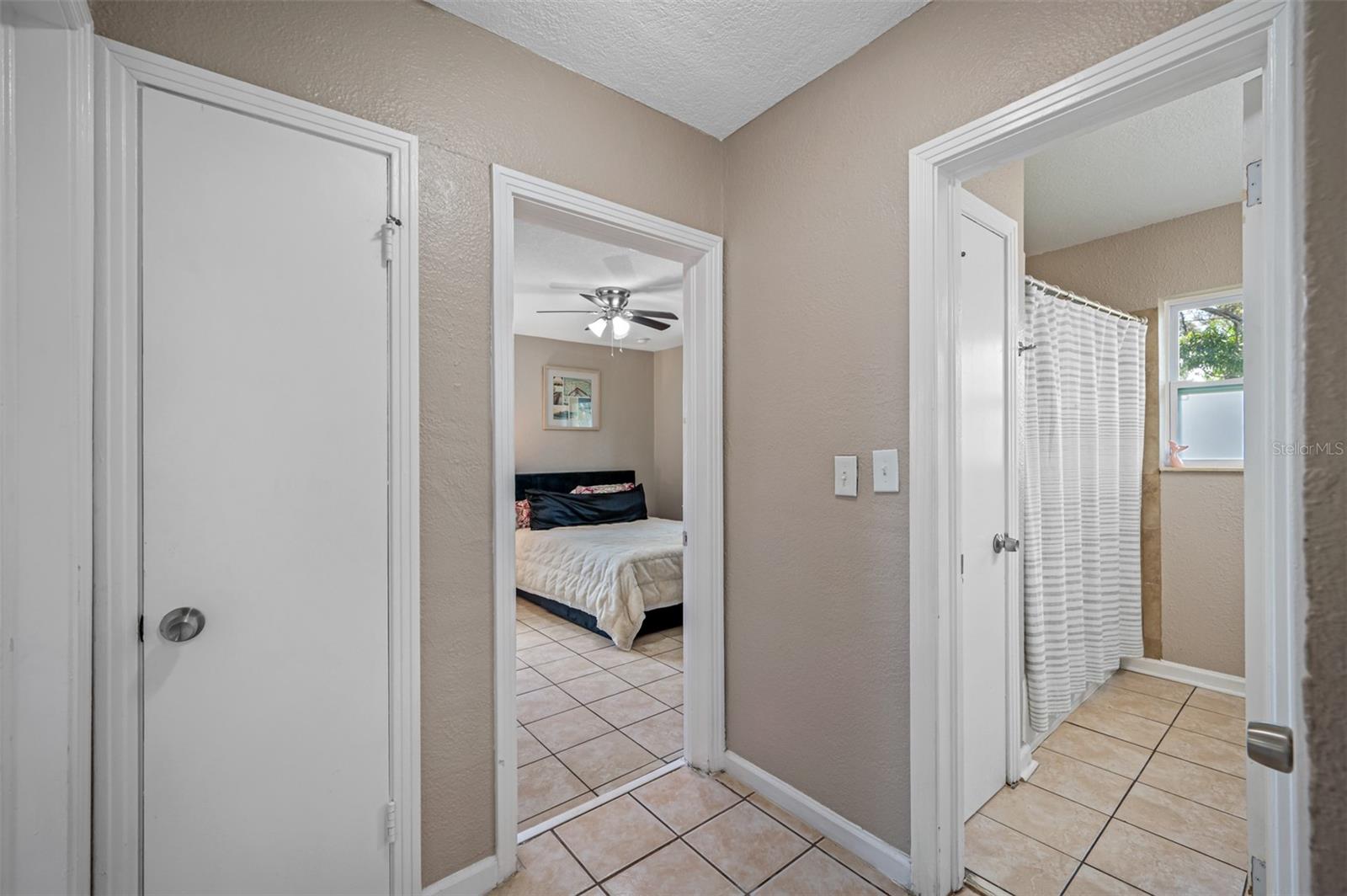 PALM TERRACE - Residential Lease