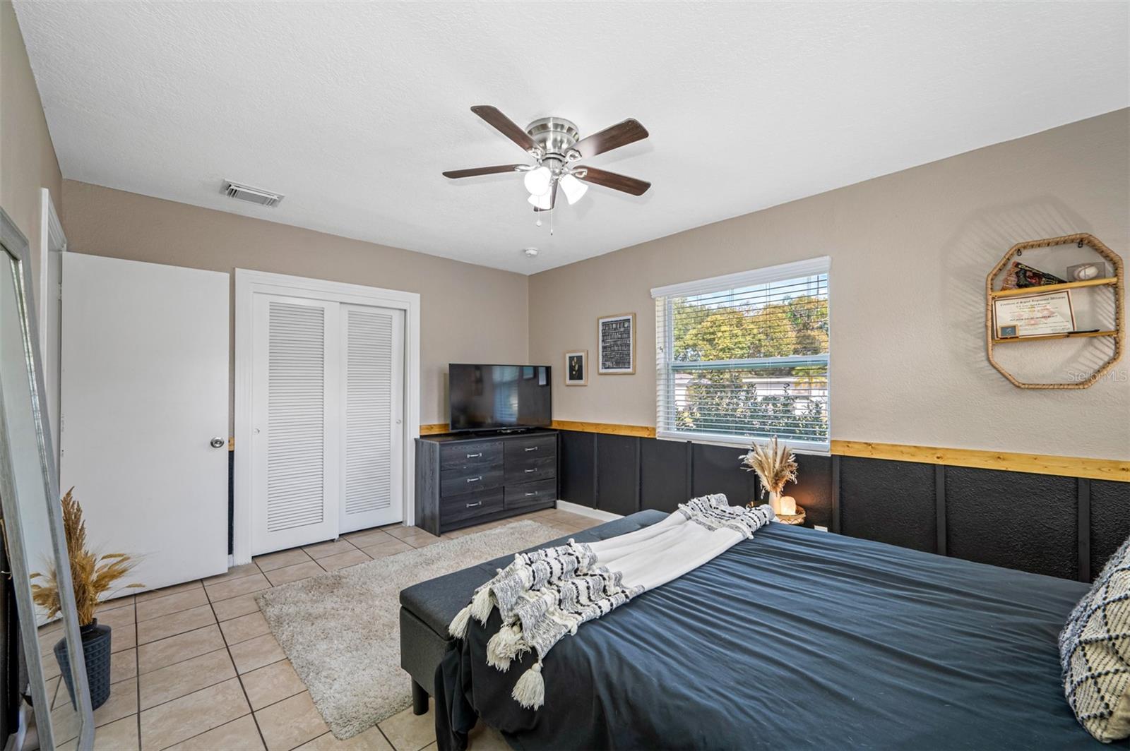 PALM TERRACE - Residential Lease