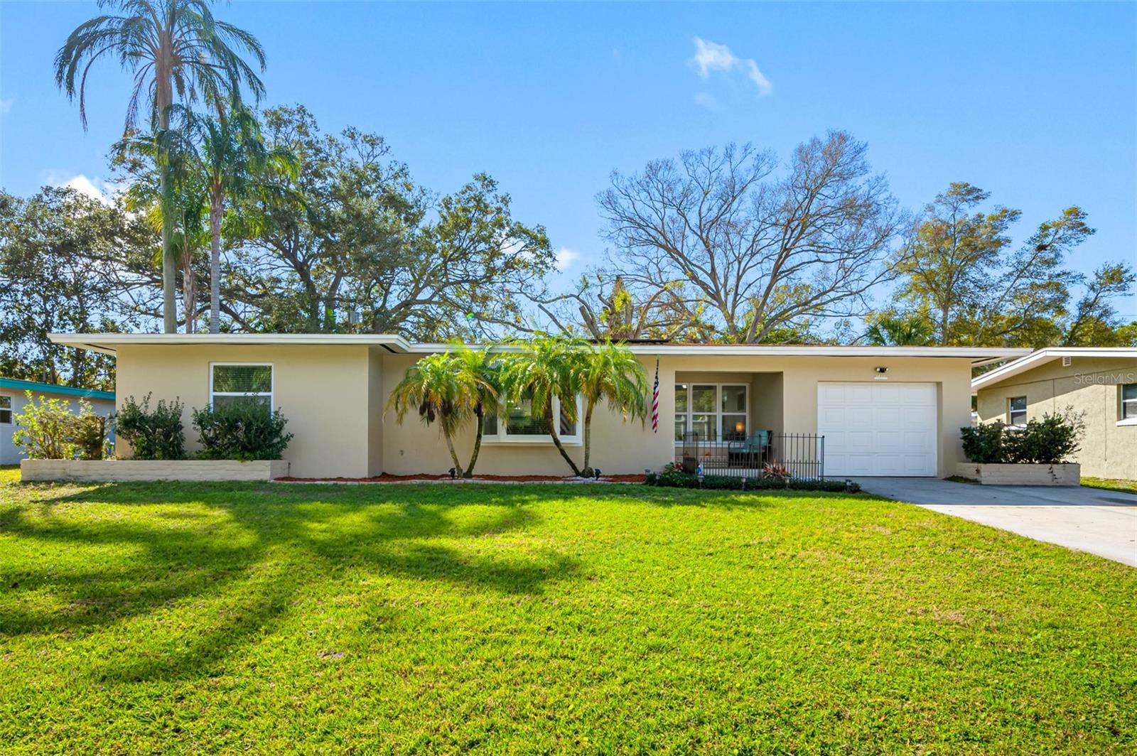 PALM TERRACE - Residential Lease