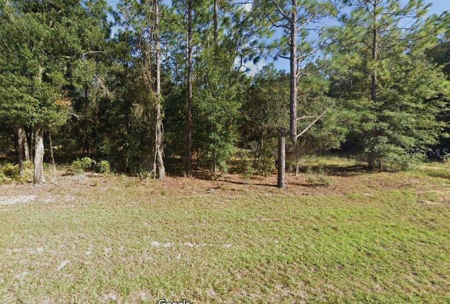 Great opportunity to own a corner lot in the Hawthorne area!