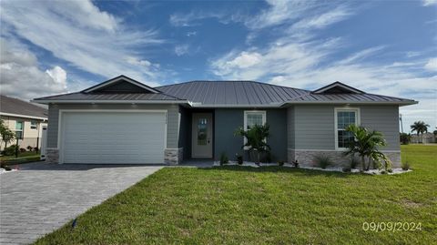 A home in PUNTA GORDA