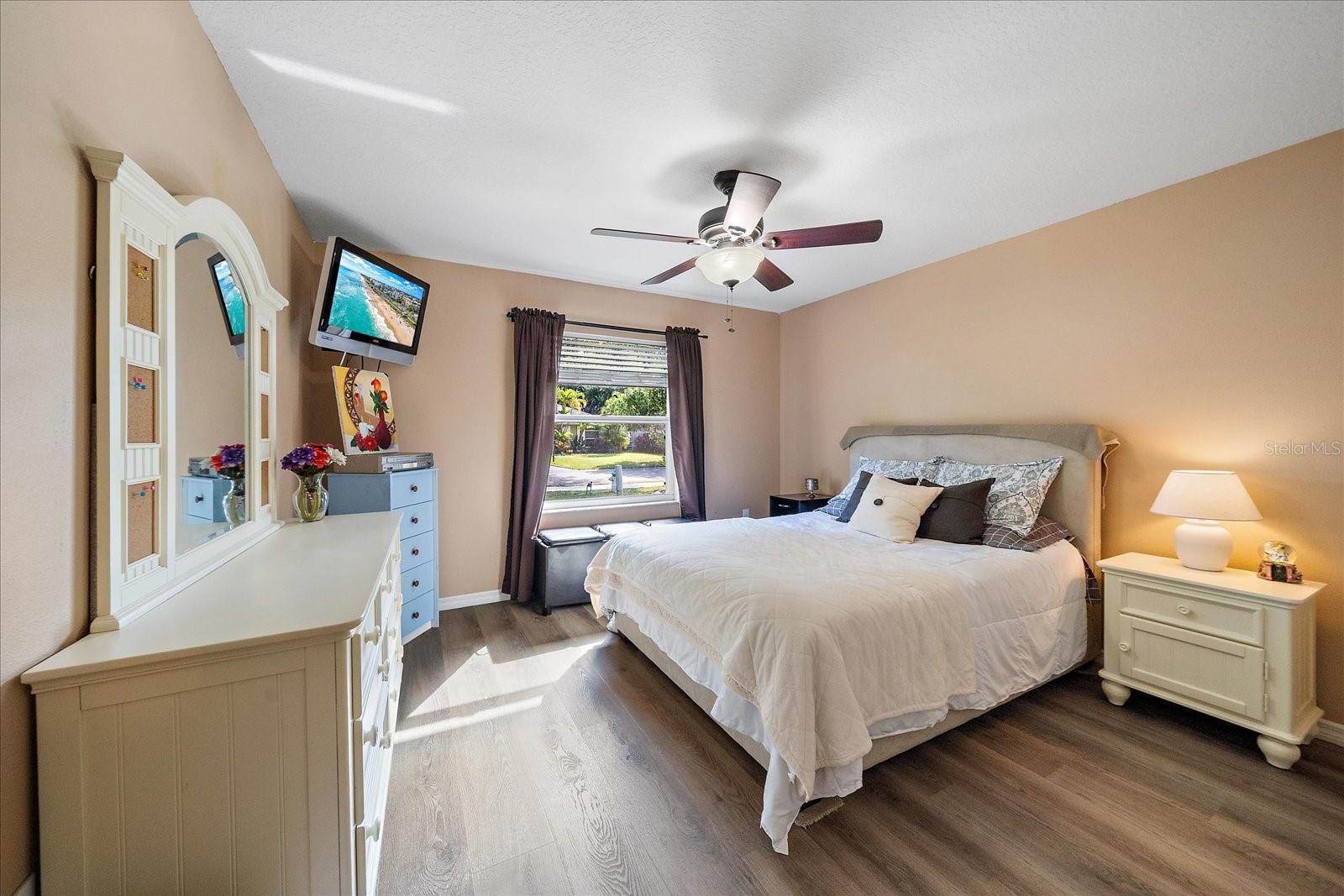 ARBOR TRACE - Residential