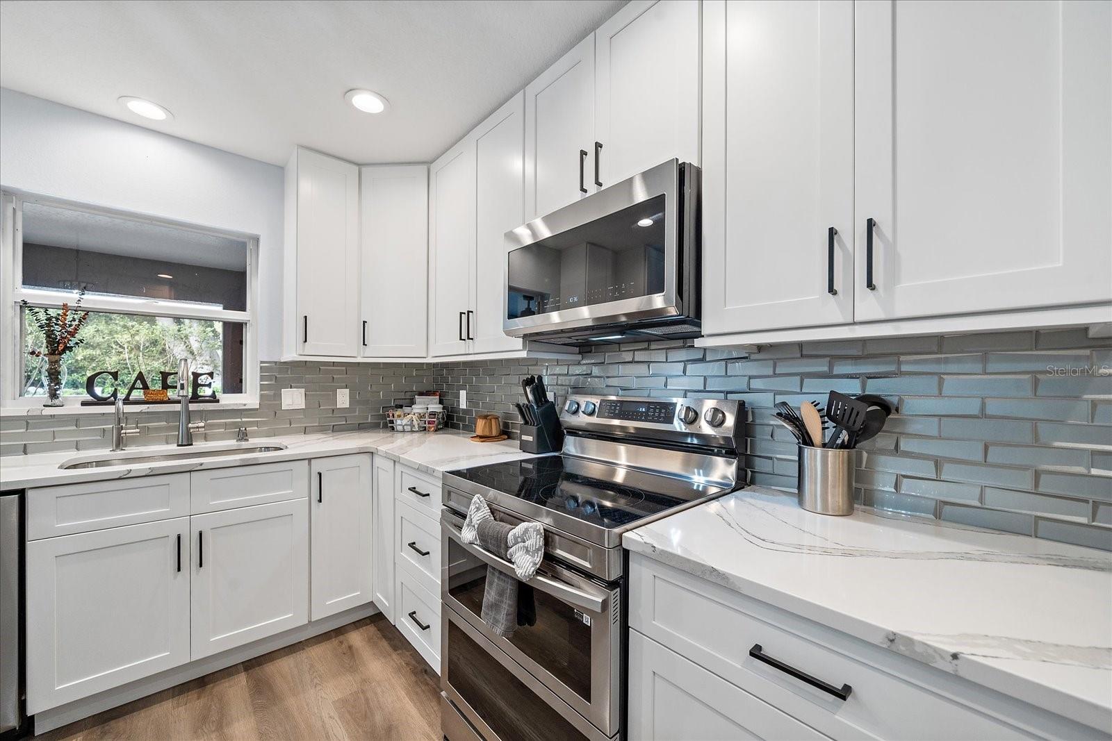 ARBOR TRACE - Residential