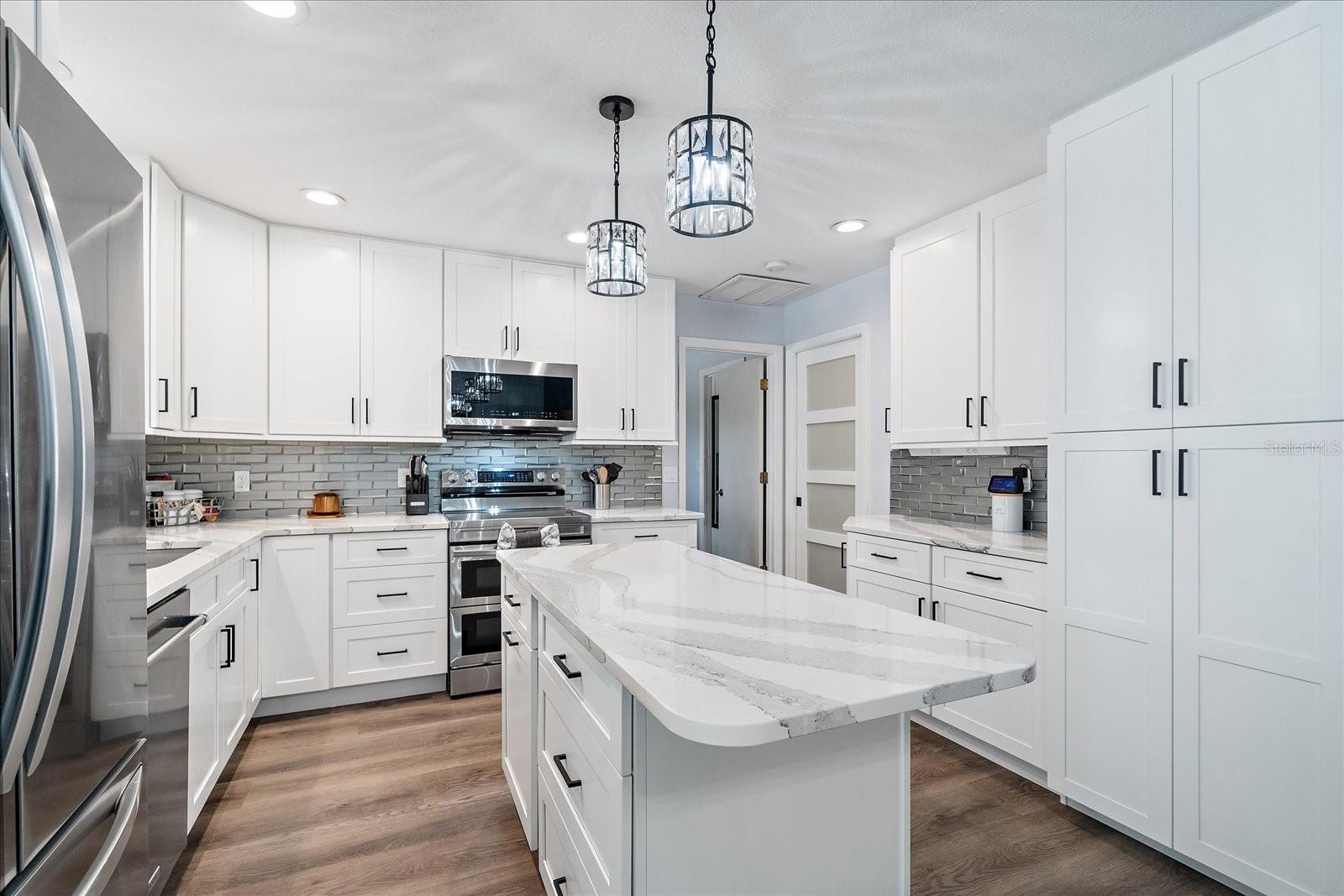 ARBOR TRACE - Residential