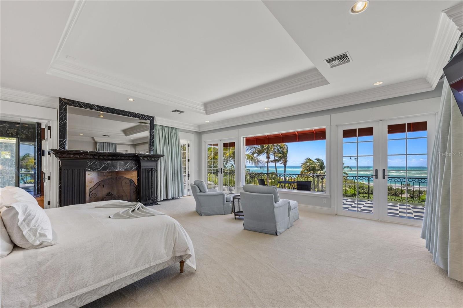 LIDO SHORES - Residential