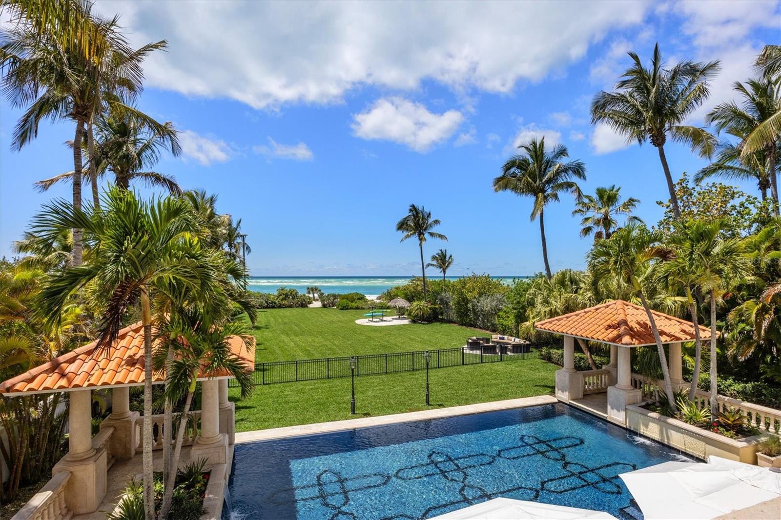 LIDO SHORES - Residential
