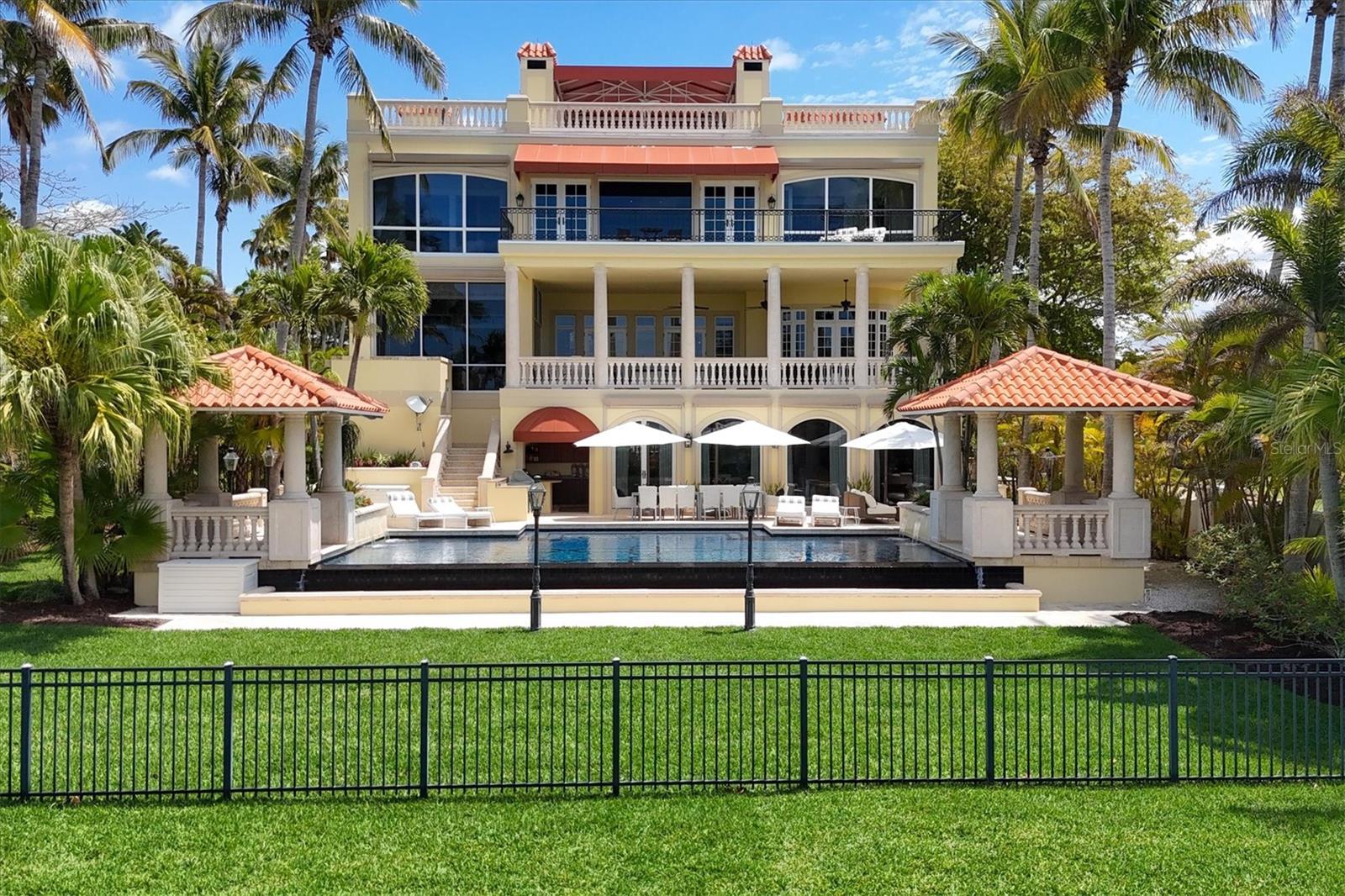 LIDO SHORES - Residential