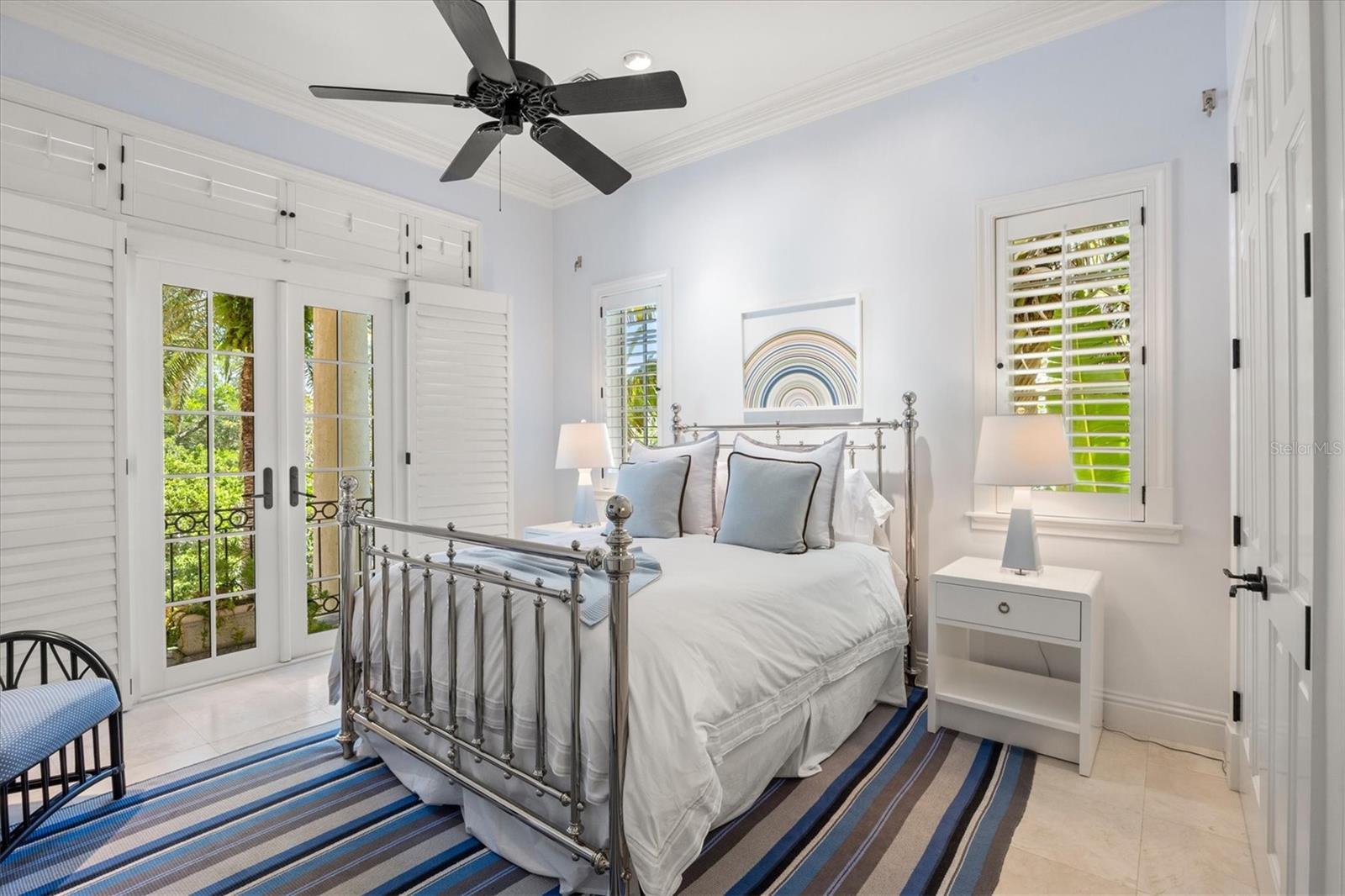 LIDO SHORES - Residential