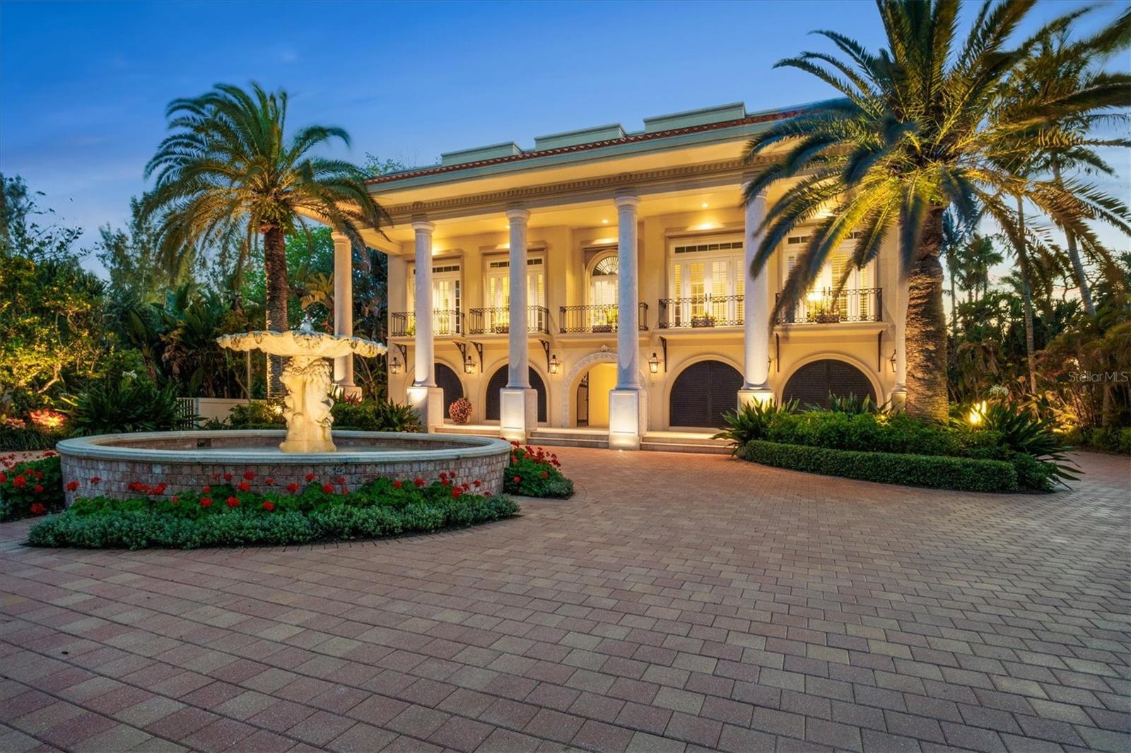 LIDO SHORES - Residential