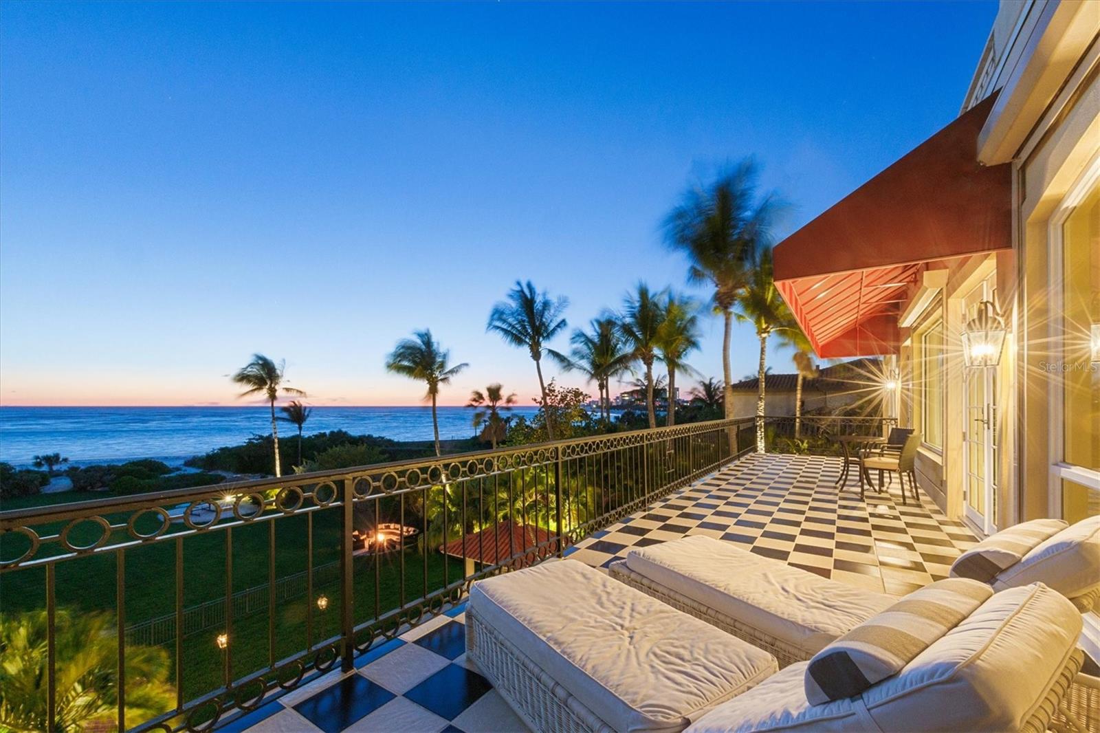 LIDO SHORES - Residential