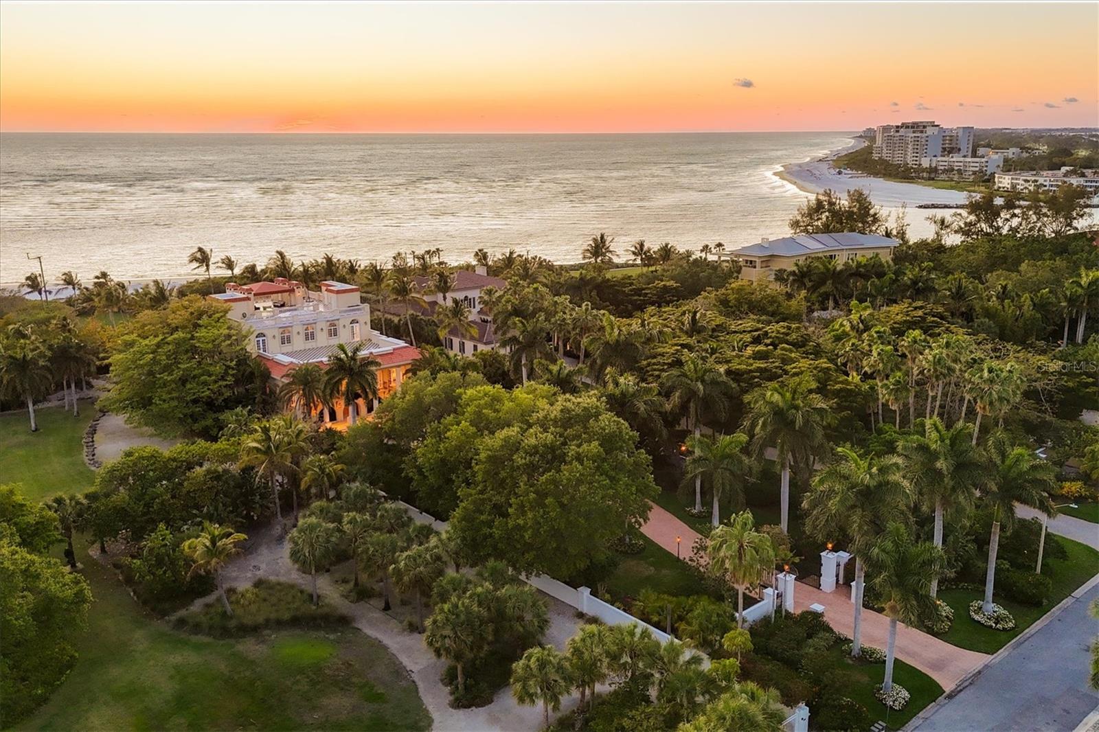LIDO SHORES - Residential
