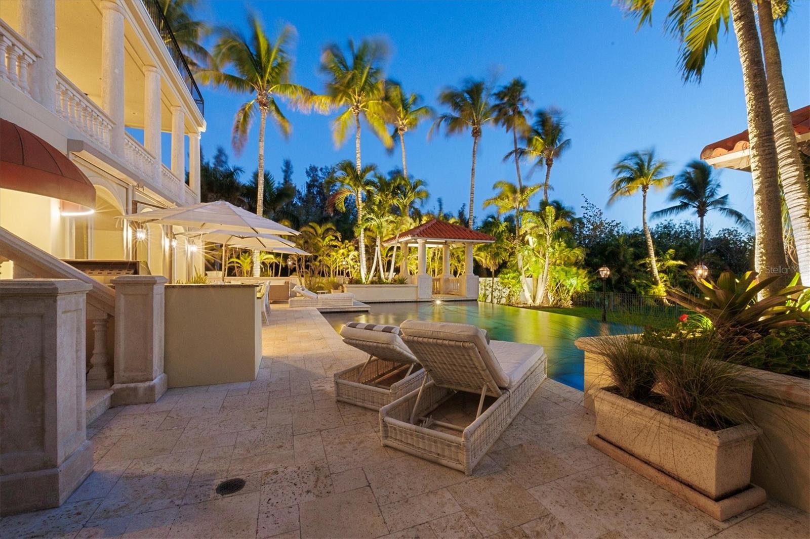 LIDO SHORES - Residential