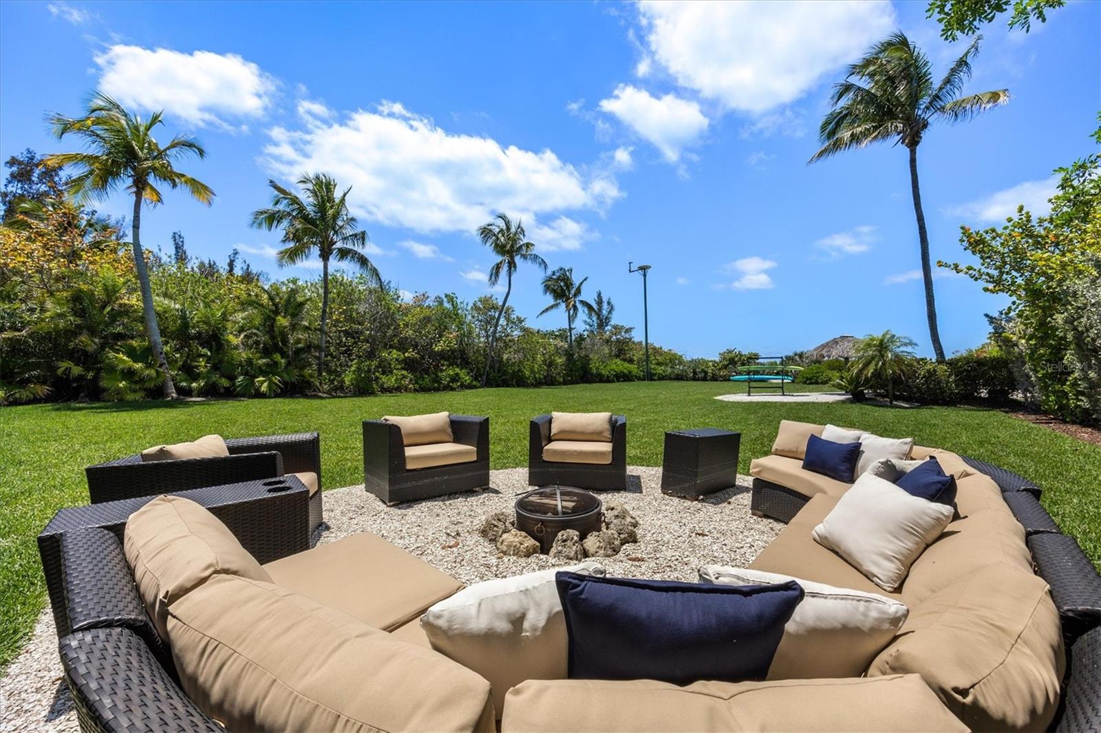 LIDO SHORES - Residential