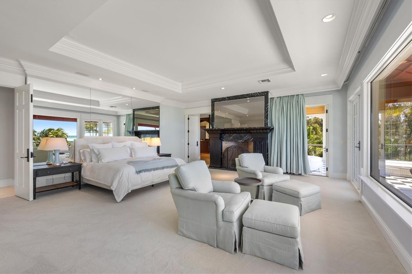 LIDO SHORES - Residential