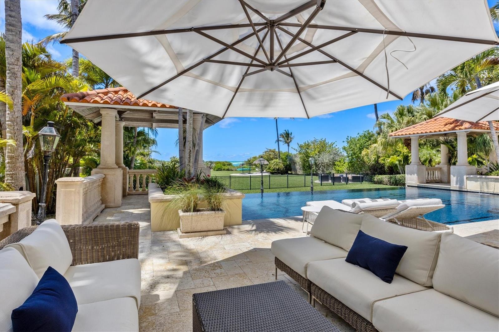 LIDO SHORES - Residential