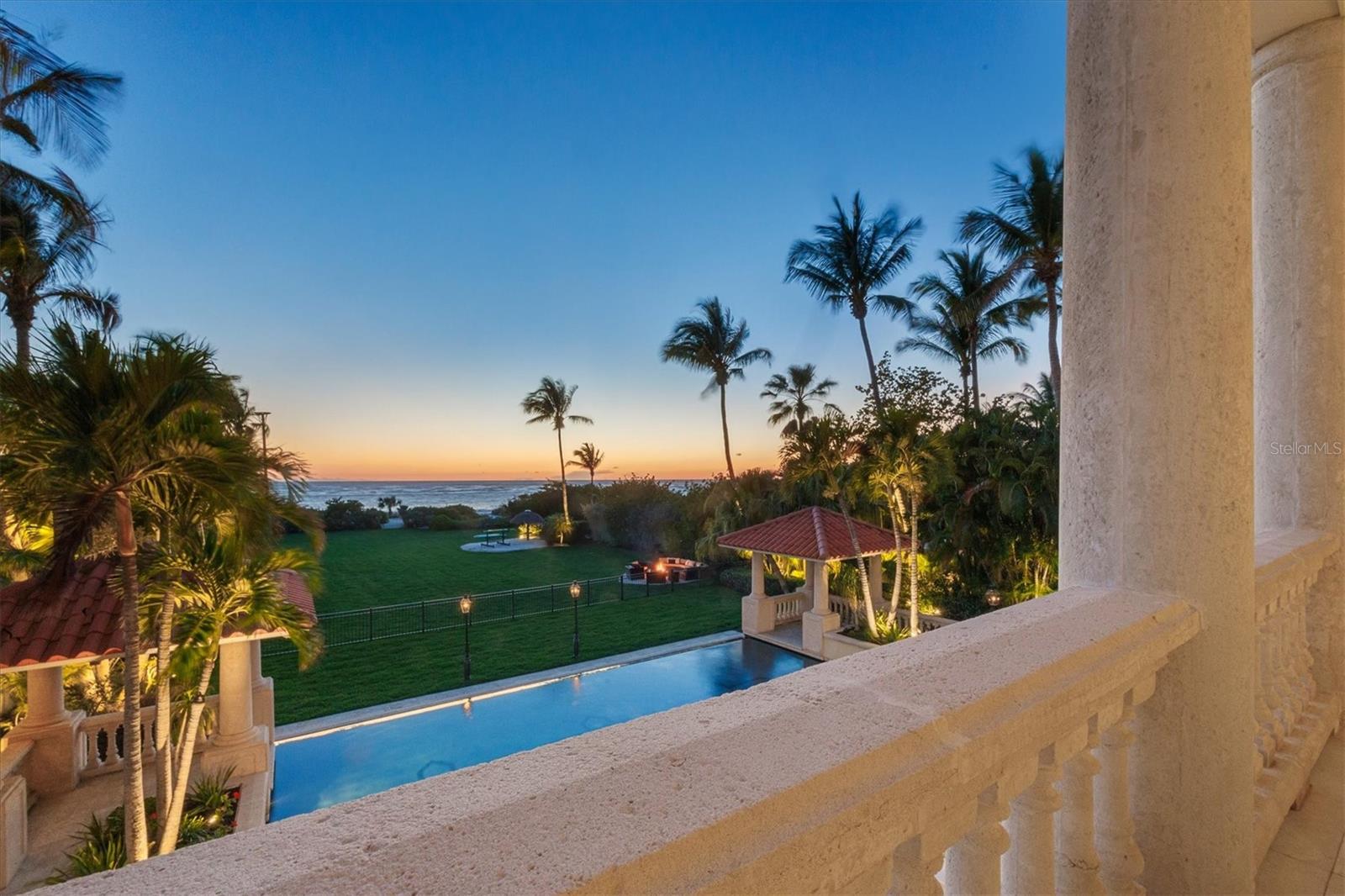 LIDO SHORES - Residential