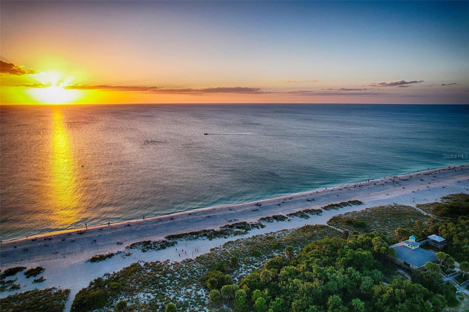 NOKOMIS ACRES - Residential