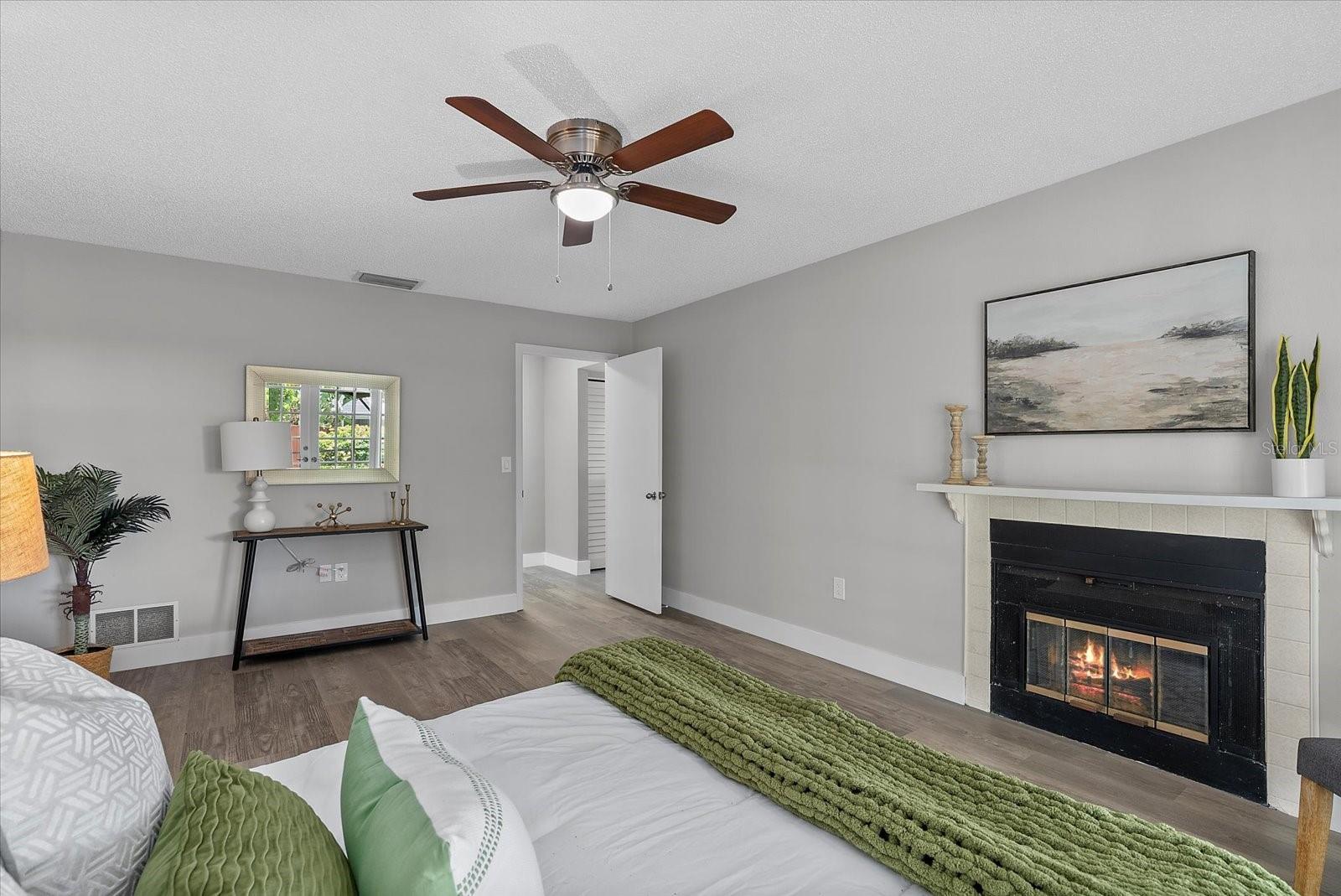 ORANGE GROVE PARK - Residential Lease