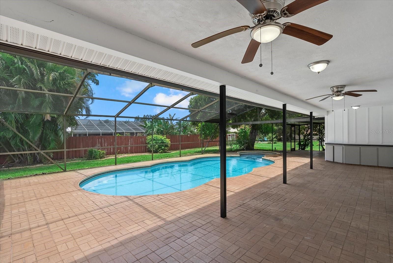 ORANGE GROVE PARK - Residential Lease