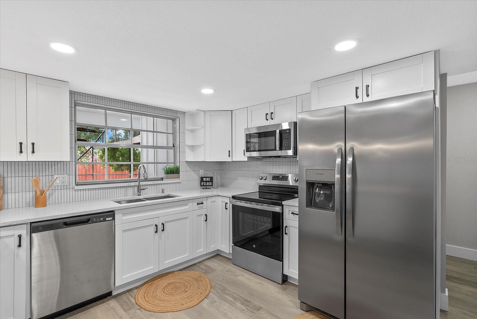 ORANGE GROVE PARK - Residential Lease